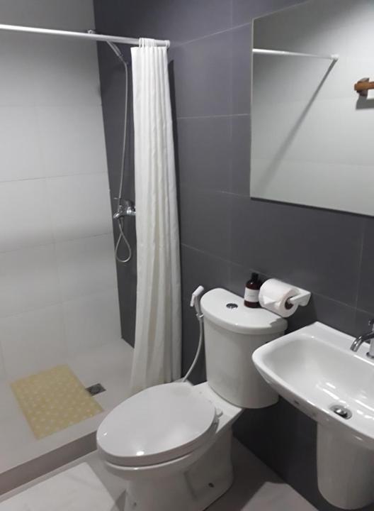 Acacia Garden And 3*