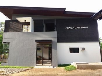 Acacia Garden And 3*